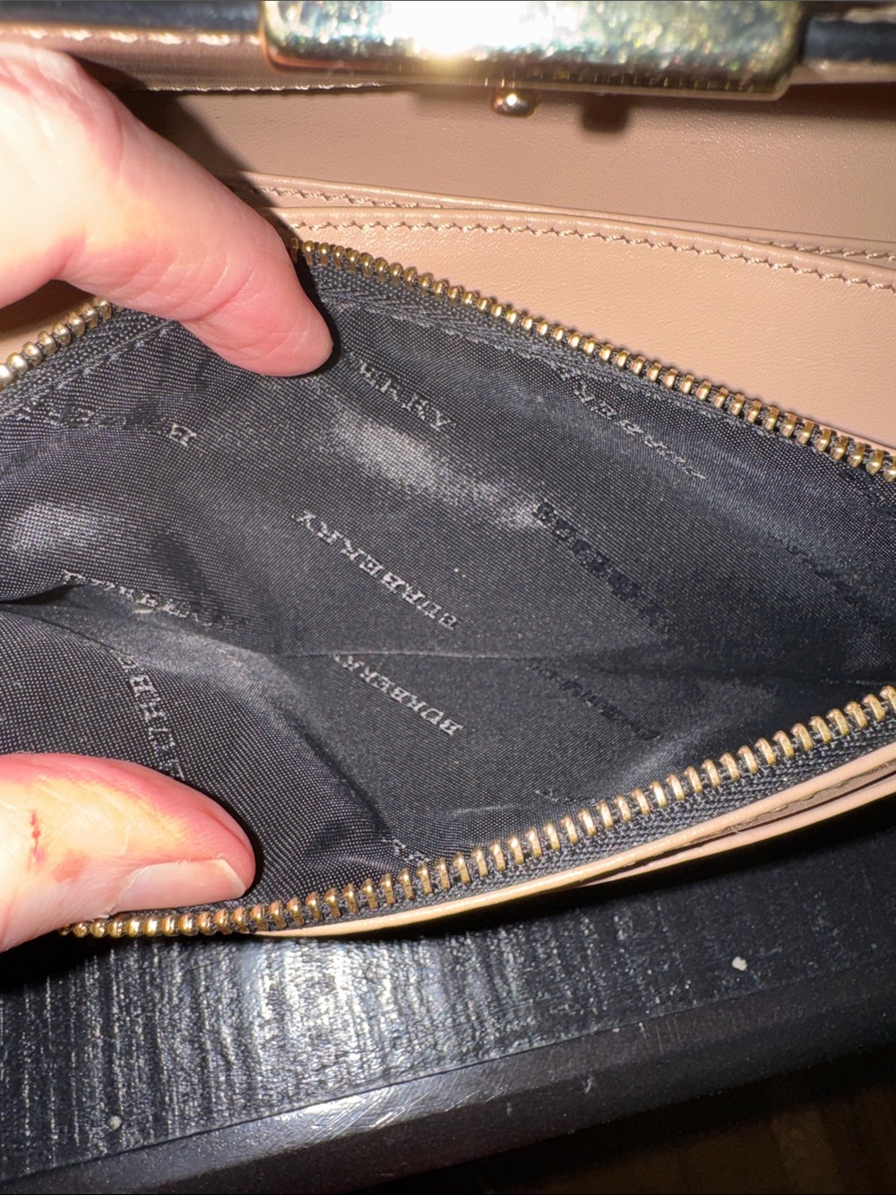 Burberry Blush Pebbled Leather Wallet EUC - Picture 5 of 12